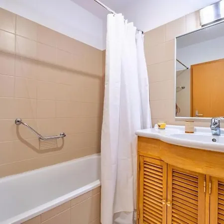 Estudio Costinha - Madeira Apartahotel *