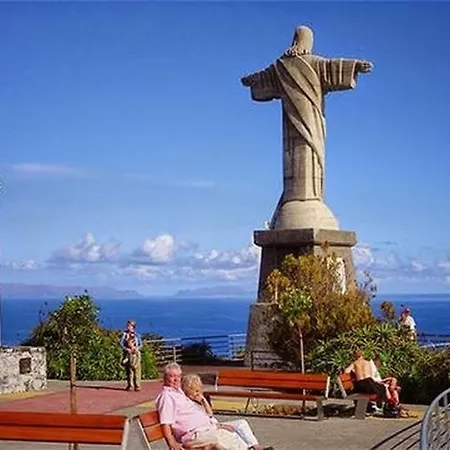 Estudio Costinha - Madeira Appart hôtel Garajau