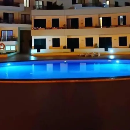 Apartahotel Estúdio Costinha - Madeira *