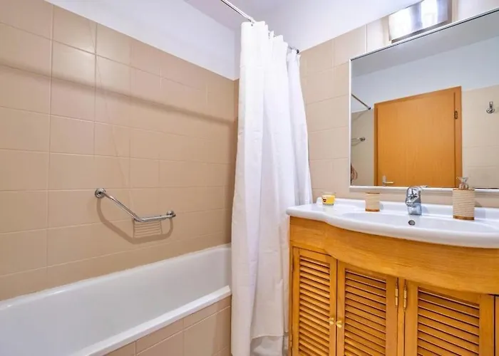 Estudio Costinha - Madeira Aparthotel *