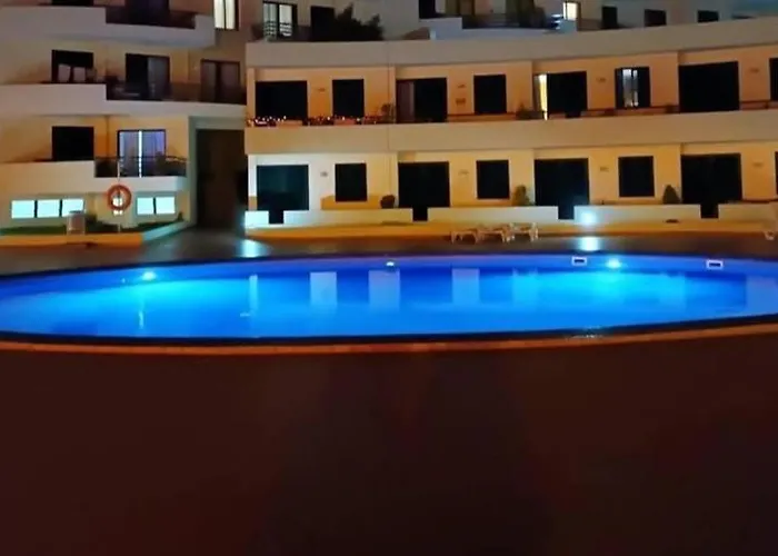 Aparthotel Estudio Costinha - Madeira *